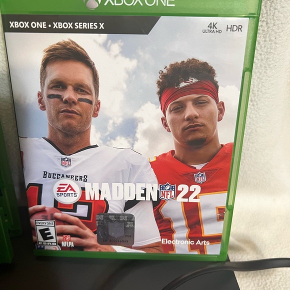 Gold Rush Special Edition X Box One X 500 gb Console - Picture 2 of 14